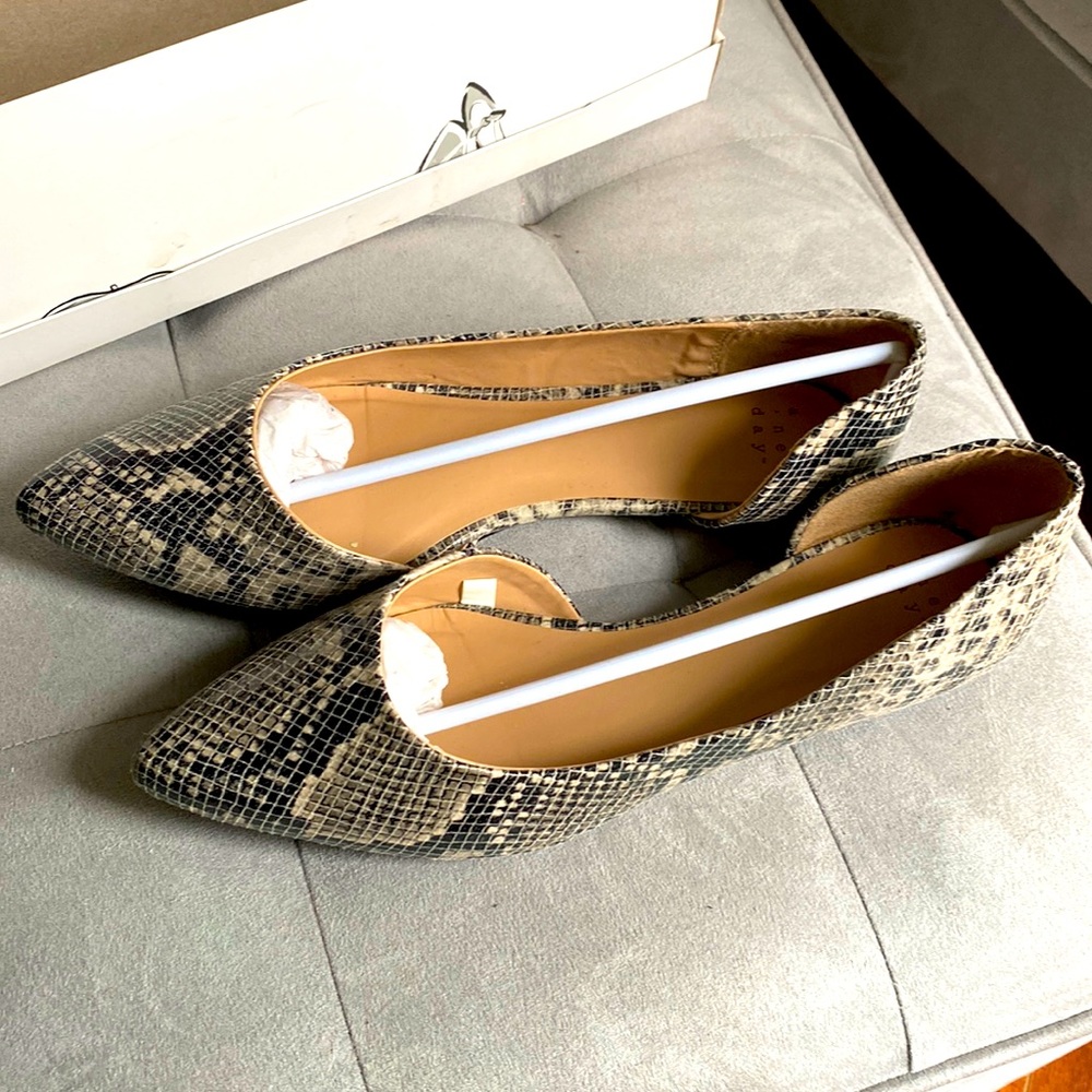 A New Day Mohana Flats Sz 9